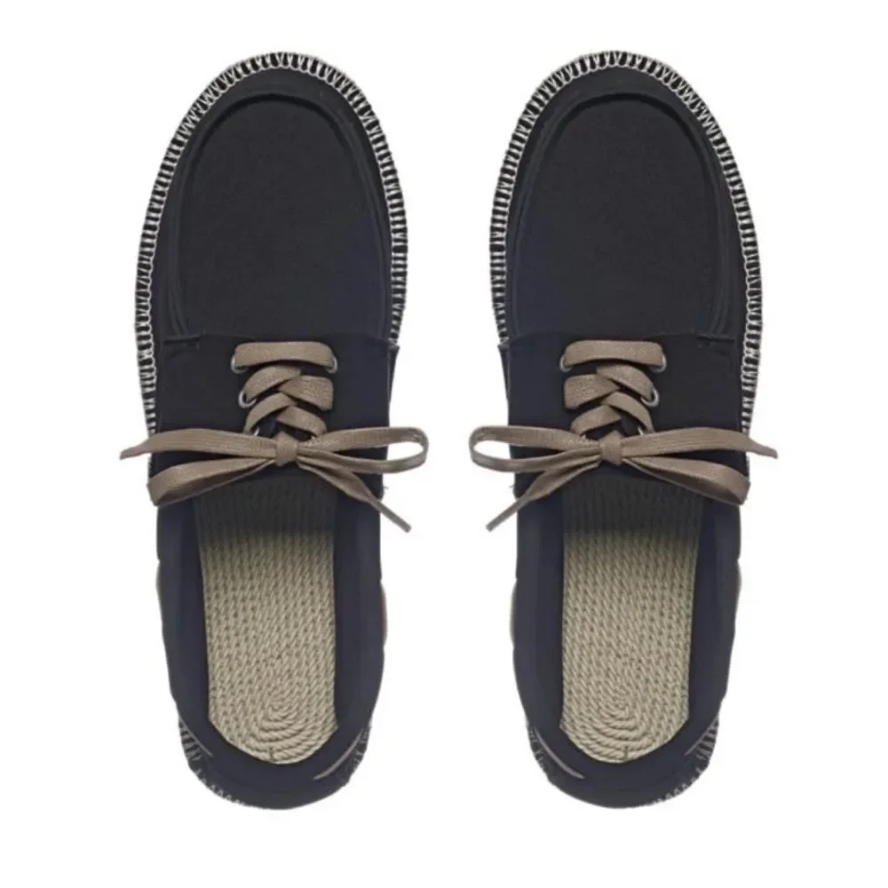 Showaflops Boat‎ Shoes (Black/Natural) 9/10 NWT in packaging